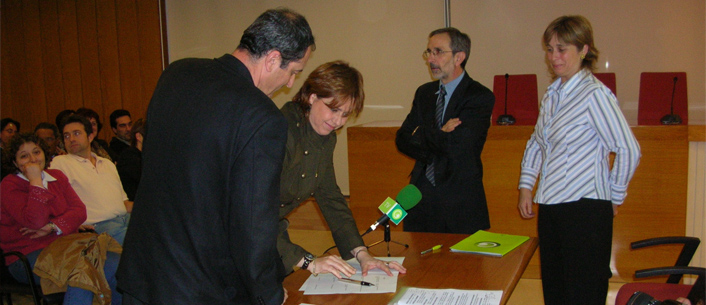 Foto del pacte per la Mobilitat